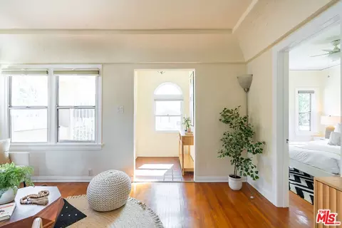 1709 E 60th St, Long Beach, CA 90805 photo 5
