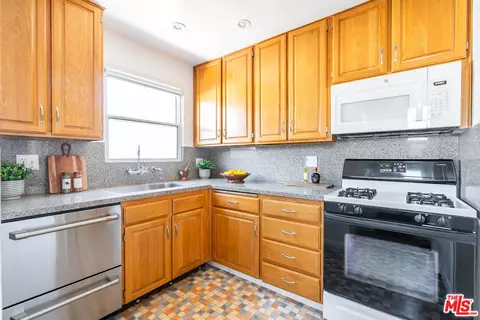 1709 E 60th St, Long Beach, CA 90805 photo 23