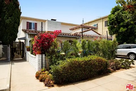 1318 Berkeley St #4, Santa Monica, CA 90404