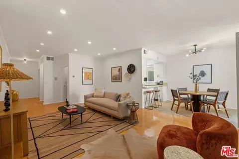 10345 Almayo Ave #105, Los Angeles, CA 90064