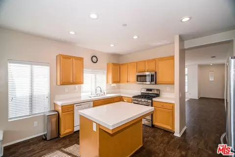 1106 Alpine Ct, Redlands, CA 92374 photo 9