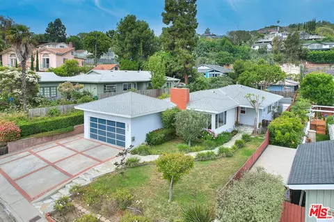 3829 Crestview Rd, Culver City, CA 90232
