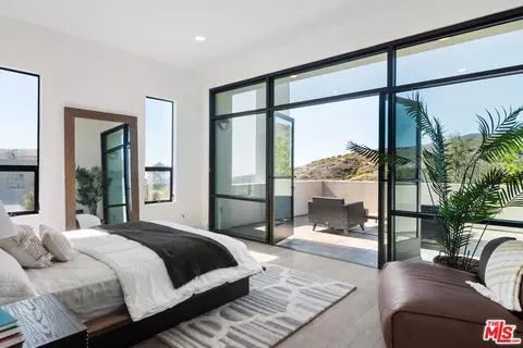 2909 Valmere Dr, Malibu, CA 90265 photo 18
