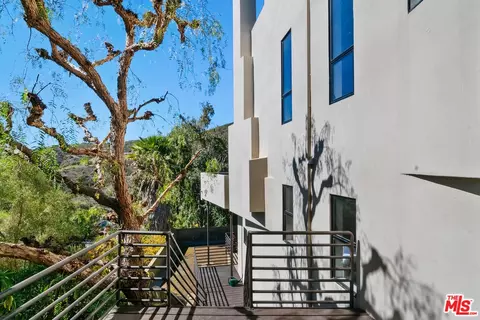 2909 Valmere Dr, Malibu, CA 90265 photo 37
