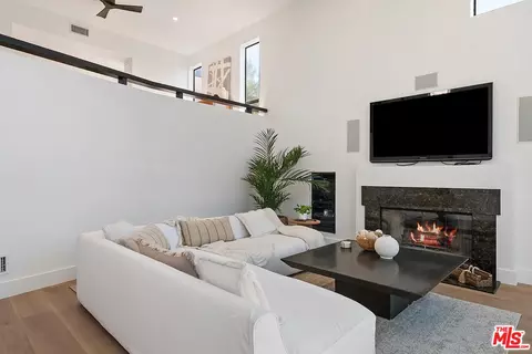 2909 Valmere Dr, Malibu, CA 90265 photo 6