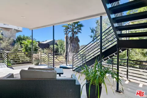 2909 Valmere Dr, Malibu, CA 90265 photo 39
