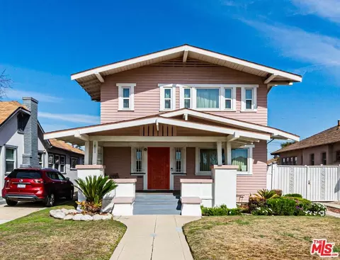 1811 W 42nd Pl, Los Angeles, CA 90062