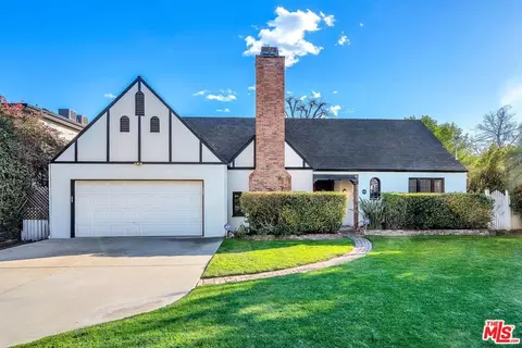 12252 Emelita St, Valley Village, CA 91607