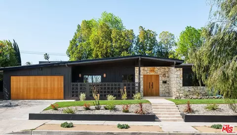 6019 Neddy Ave, Woodland Hills, CA 91367