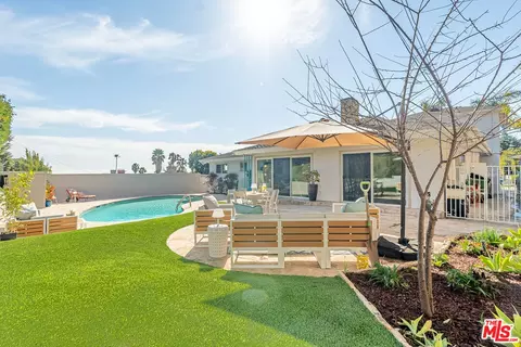 5326 Shenandoah Ave, Los Angeles, CA 90056