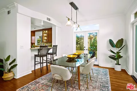 2311 Schader Dr #104, Santa Monica, CA 90404