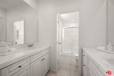 22039 Propello Dr, Saugus, CA 91350 photo 16