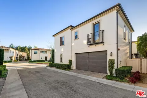 22039 Propello Dr, Saugus, CA 91350 photo 4