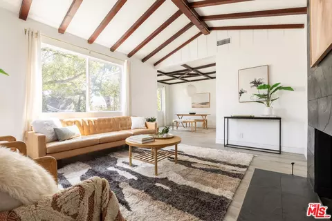 353 W Providencia Ave, Burbank, CA 91506