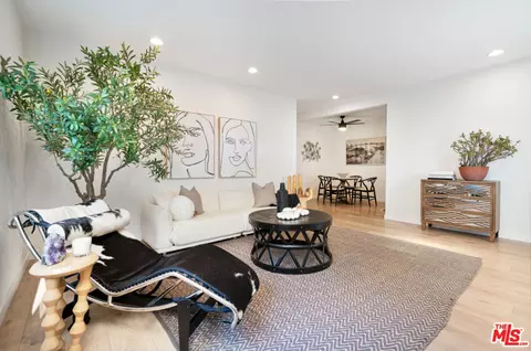 2325 Kansas Ave #2, Santa Monica, CA 90404