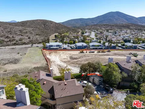 2902 Anawood Way, Spring Valley, CA 91978 photo 27