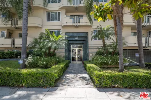 117 N Gale Dr #5, Beverly Hills, CA 90211