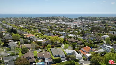 14940 Mc Kendree Ave, Pacific Palisades, CA 90272