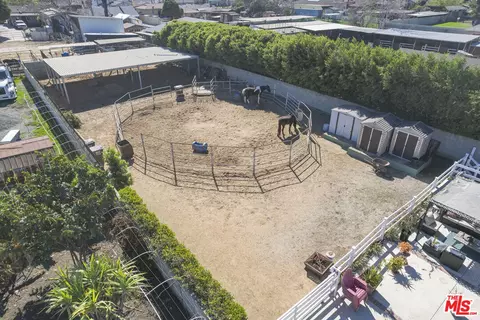 458 W Tichenor Ave, Compton, CA 90220 photo 23