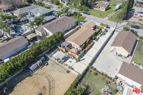 458 W Tichenor Ave, Compton, CA 90220 photo 24