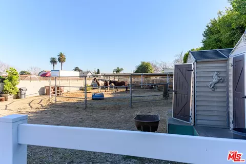 458 W Tichenor Ave, Compton, CA 90220 photo 11