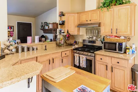458 W Tichenor Ave, Compton, CA 90220 photo 15