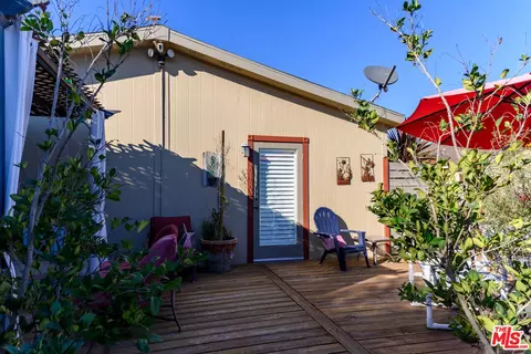 458 W Tichenor Ave, Compton, CA 90220 photo 9