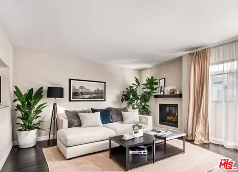 5255 Bellingham Ave #101, Valley Village, CA 91607