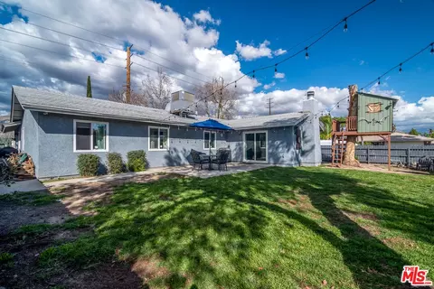 27067 Cypress St, Highland, CA 92346 photo 7