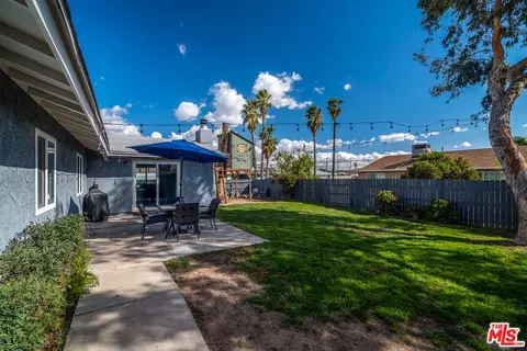 27067 Cypress St, Highland, CA 92346 photo 6