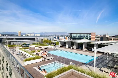 510 S Hewitt St #304, Los Angeles, CA 90013