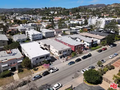 1743 N Edgemont St #4, Los Angeles, CA 90027