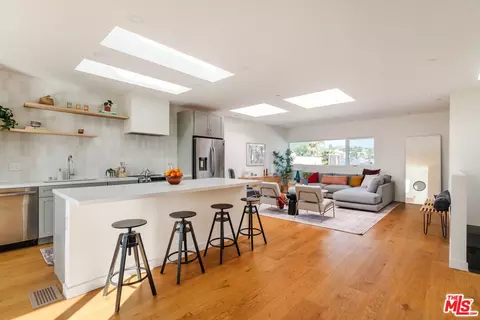 4321 Burns Ave, Los Angeles, CA 90029