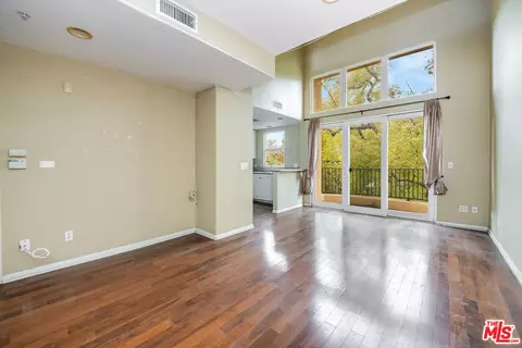 286 N Madison Ave #415, Pasadena, CA 91101