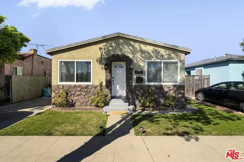 6151 Walnut Ave, Long Beach, CA 90805 photo 2