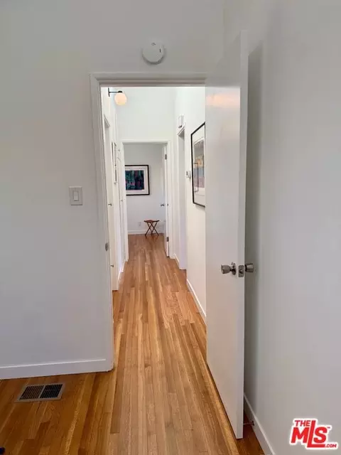 Entry Way - 5128 E Wardlow Rd, Long Beach, CA 90808 photo 2 of 2