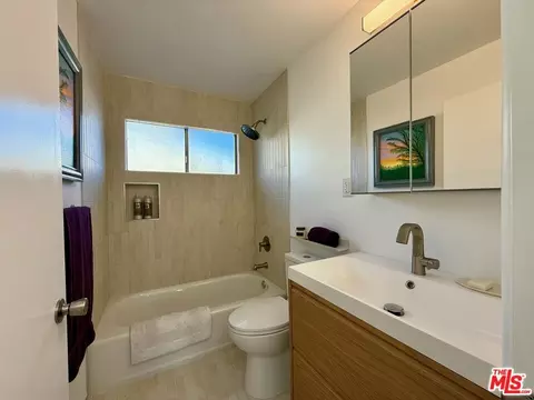 Bath - 5128 E Wardlow Rd, Long Beach, CA 90808 photo 1 of 3