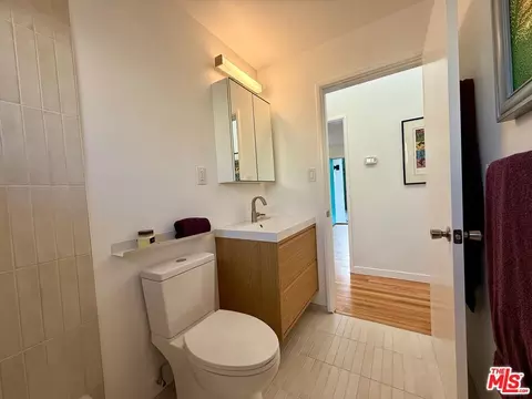 Bath - 5128 E Wardlow Rd, Long Beach, CA 90808 photo 2 of 3