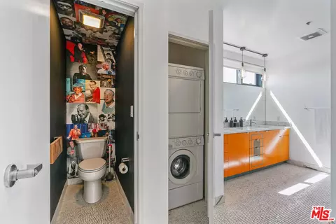Other - 815 Hampton Dr #4, Venice, CA 90291 photo 5 of 6
