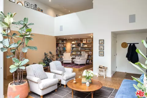 Living - 32 Dudley Ave, Venice, CA 90291 photo 4 of 5