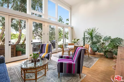 Living - 32 Dudley Ave, Venice, CA 90291 photo 1 of 5