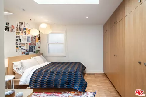 Bedroom - 32 Dudley Ave, Venice, CA 90291 photo 2 of 4