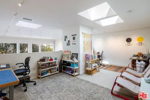Other - 32 Dudley Ave, Venice, CA 90291 photo 4 of 7