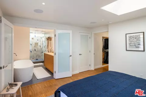 Bedroom - 32 Dudley Ave, Venice, CA 90291 photo 4 of 4