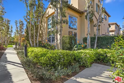 300 W Linden Dr, Orange, CA 92865