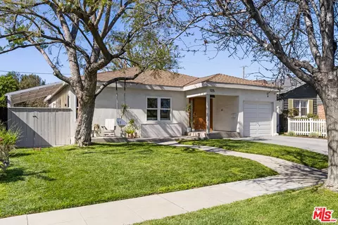1125 N Evergreen St, Burbank, CA 91505