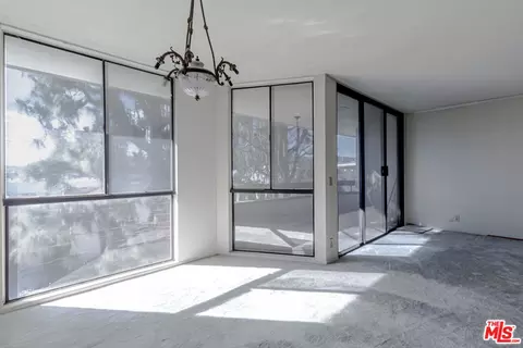 750 S Spaulding Ave #309, Los Angeles, CA 90036