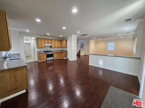 Living - 6117 La Costa, Fontana, CA 92336 photo 6 of 12