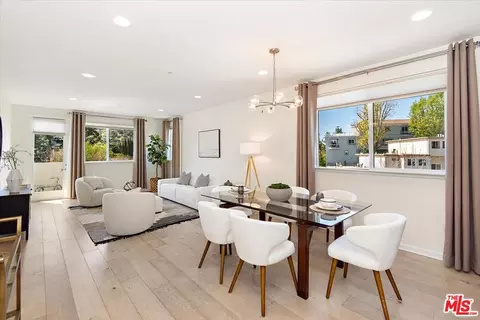 11912 Laurelwood Dr #202, Studio City, CA 91604