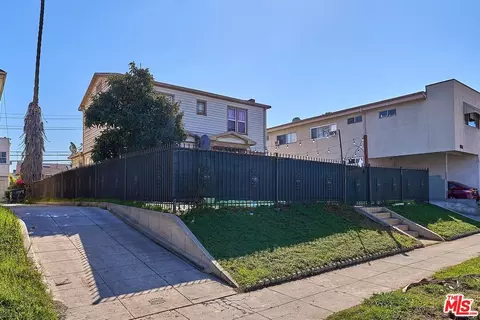 660 N Normandie Ave, Los Angeles, CA 90004